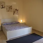 Au Chateau Vallaya