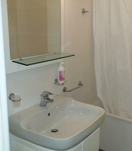 Au Chateau Vallaya * Menton